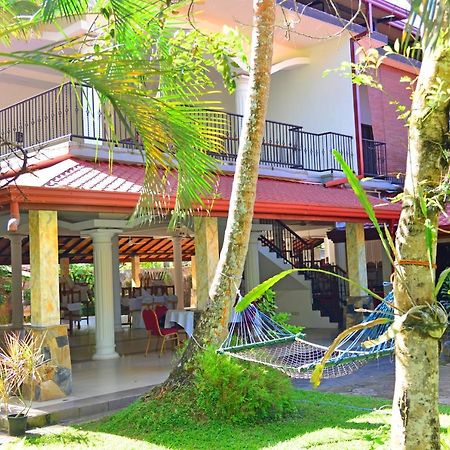 Little Villa Hotel Wadduwa Exterior photo